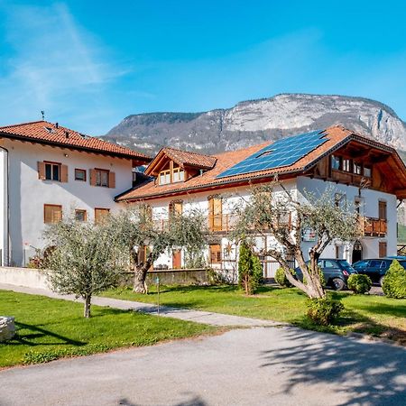 Вилла Antico Fienile Agritur Медзокорона Экстерьер фото